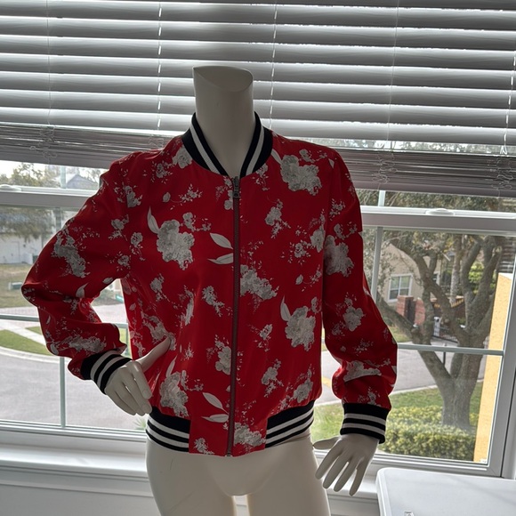 Alice and Olivia reversible silk bomber jacket. Silk. Size L - Picture 4 of 6